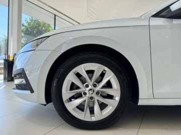 Skoda Octavia IV Kombi 2.0 TDI 115KM 2022 Skoda Octavia Ambition 1 wlasciciel Salon Polska FV 23 gwarancja dost, zdjęcie 16