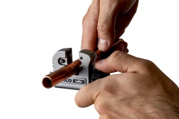 Труборез BAHCO 3–28 мм