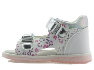 САНДАЛИИ ДЛЯ ДЕВОЧЕК ДЕТСКАЯ ОБУВЬ САНДАЛИИ НА ЗАЛИВКЕ ВНУТРИ. КОЖА Размер 24