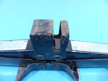 ПОДЪЕМНИК OPEL CORSA D