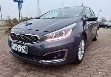 Kia Ceed II Hatchback 5d Facelifting 1.4 DOHC 100KM 2018 Kia Ceed 1.4i NAVI Kamera 78.000 km 1.4 Benzyna 100KM, zdjęcie 17