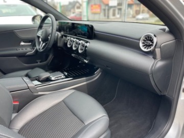 Mercedes Klasa A W177/V177 Hatchback 1.3 200 163KM 2022 Mercedes-Benz Klasa A A200 Progresive Stan Fabryczny 28 tys.km 1.3, zdjęcie 19