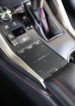 Lexus NX I 2018 Lexus NX 300h F Sport AWD 2.5 Hybryda 197KM, zdjęcie 18