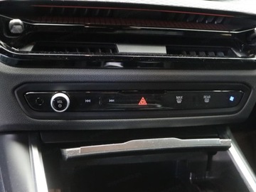 BMW Seria 3 G20-G21 Limuzyna 2.0 330e 292KM 2024 BMW Seria 3 330e xDrive Sport Sedan 2.0 (292KM) 2024, zdjęcie 12