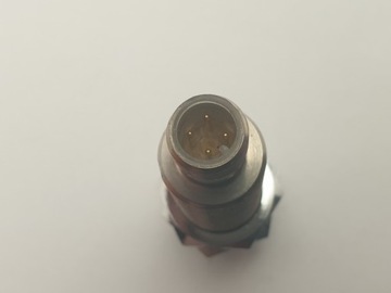 Датчик BALLUFF BES008L BES M18MI-PSC80B-S04G PNP