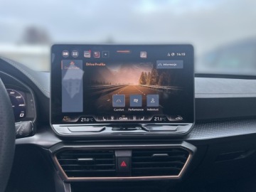 Cupra Leon II Hatchback Facelifting 1.5 eTSI MHEV 150KM 2025 Cupra Leon 1.5eTSI, 150KM, Pakiet EDGE, Salon PL,, zdjęcie 24