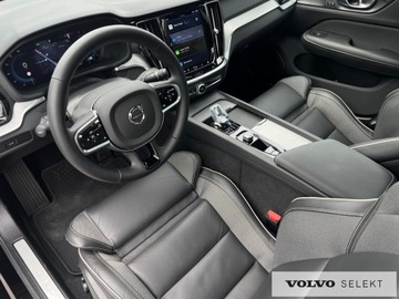 Volvo S60 III Sedan Facelifting 2.0 B4 197KM 2024 Volvo S60 FV23% B4 Plus Dark Full-LED Panorama BLI, zdjęcie 9