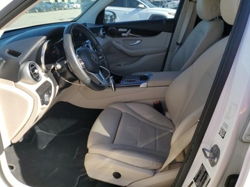 Mercedes GLC C253 2020 Mercedes-Benz GLC 300 2020 2.0l 2.0 Benzyna 255KM, zdjęcie 7