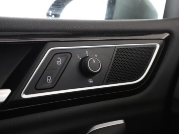 Volkswagen Golf Sportsvan Sportsvan 1.2 TSI BlueMotion Technology 110KM 2017 Volkswagen Golf Sportsvan automat navi PDC grzane, zdjęcie 35