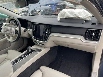 Volvo 2023 Volvo V60 Cross Country B4 AWD Geartronic PRO, zdjęcie 9