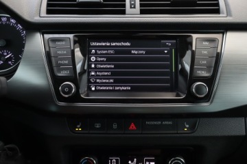 Skoda Fabia III Kombi 1.2 TSI 90KM 2016 Skoda Fabia 1.2 TSI, Navi, Klima, Klimatronic, zdjęcie 17