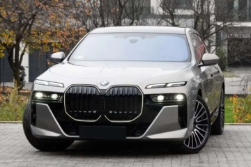 BMW Seria 7 G70 Sedan 3.0 40d 299KM 2026 BMW Seria 7 Benzyna 400KM xDrive Masaz foteli Bowers Wilkins 3.0, zdjęcie 1