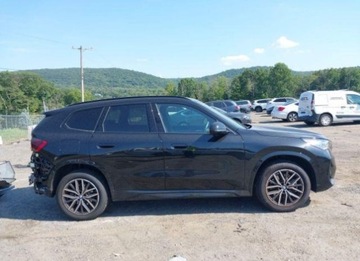 BMW X1 U11 2023 BMW X1 2023, 2.0L, 4x4, od ubezpieczalni, zdjęcie 3