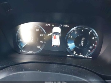 Volvo XC60 II Crossover T5 250KM 2019 Volvo XC 60 T5 MOMENTUM, 4x4, od ubezpieczalni 2.0 Benzyna 250KM, zdjęcie 13