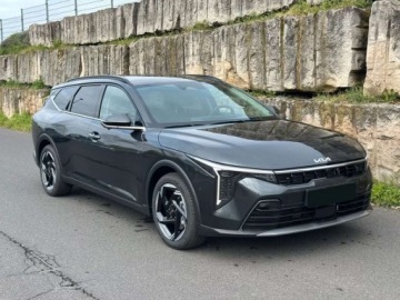 Kia 2026 Kia K4 604l Pojemnosci bagaznika Pakiet SMT Podgrzewana Kierownica LED, zdjęcie 1