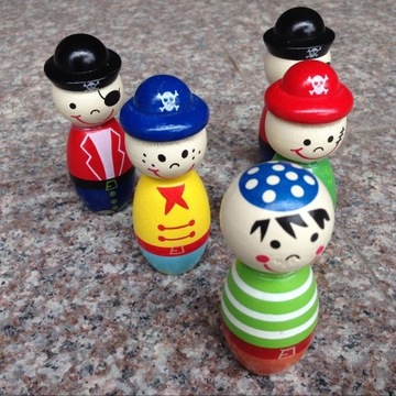 Красочный набор для боулинга Mini Wood Family Kids.