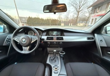 BMW Seria 5 E60 Sedan 2.5 525Xi 218KM 2005 BMW Seria 5 BMW Seria 5 525i 2.5 Benzyna 218KM, zdjęcie 17