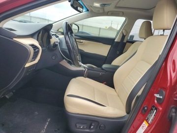 Lexus NX I 2016 Lexus NX 200T Base 2016 2.0l 2.0 Benzyna 235KM, zdjęcie 7