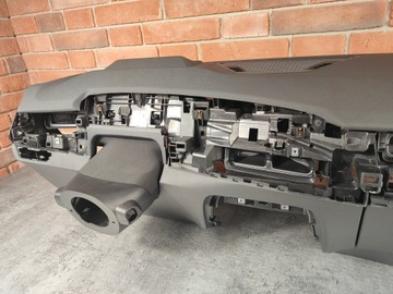 BMW X1 U11 ОРИГИНАЛЬНАЯ ПРИБОРНАЯ ПАНЕЛЬ КОНСОЛЬ КОКПИТ ЧЕРНЫЙ КОЖАНЫЙ КАПИТАЛ