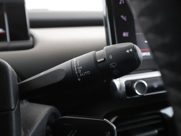 Citroen C4 Cactus Crossover Facelifting 1.2 PureTech 110KM 2018 Citroen C4 Cactus Kamera, Navi, Podg.fotele,, zdjęcie 32