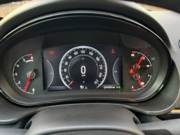 Opel Insignia I Sports Tourer Facelifting 2.0 CDTI BiTurbo ECOTEC 195KM 2014 Opel Insignia OPC COSMO 2.0 BiTurbo 195KM Navi Alu, zdjęcie 38