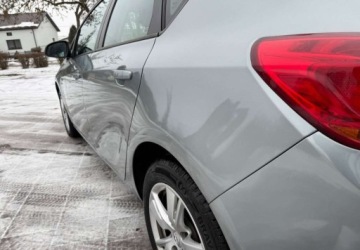 Opel Astra J GTC 1.7 CDTI ECOTEC 130KM 2013 Opel Astra Opel Astra 1.7 CDTI DPF Active 1.7 Diesel 130KM, zdjęcie 17