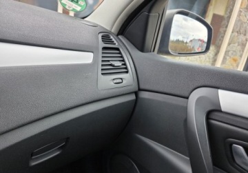 Renault Laguna III Hatchback 2.0 16v 140KM 2009 Renault Laguna 2,0 Benzyna - Bezwypadkowa - Zarejestrowana 2.0 Benzyna, zdjęcie 17