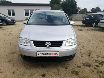 Volkswagen Touran I 2.0 FSI 150KM 2005 Volkswagen Touran 2.0 149 km klimatronik, zdjęcie 13