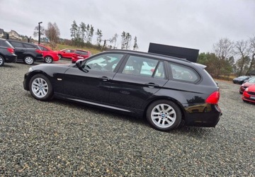 BMW Seria 3 E90-91-92-93 Touring E91 2.0 318d 143KM 2010 BMW Seria 3 2,0 143 KM M-Pakiet Nowy Rozrzad Kamera PDC Xenon Navi, zdjęcie 30