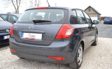 Kia Ceed I Hatchback 5d Facelifting 1.4 DOHC CVVT 90KM 2010 Kia Ceed bezwypadkowe - Niski przebieg - klimatyzacja - OPLACONY 1.4 90KM, zdjęcie 3