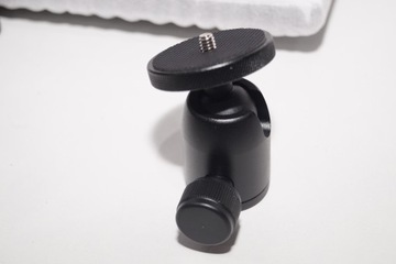 2294 TRIPOD Стол для ноутбука PROJECTOR Skerell