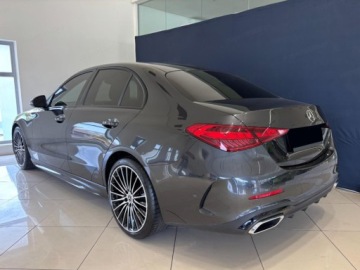 Mercedes Klasa C W206 Limuzyna 1.5 180 170KM 2025 MERCEDES-BENZ C Klasa 180 AMG Sedan 1.5 (170KM) 2025, zdjęcie 2