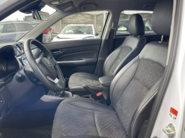 Suzuki Vitara III 2024 Suzuki Vitara Elegance mHEV 4x4 Kamera Podgrz., zdjęcie 9