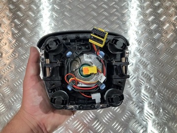 ULOŽENÍ VZDUCHOVÁ ŘIDIČE AIRBAG VOLVO EC40 C40