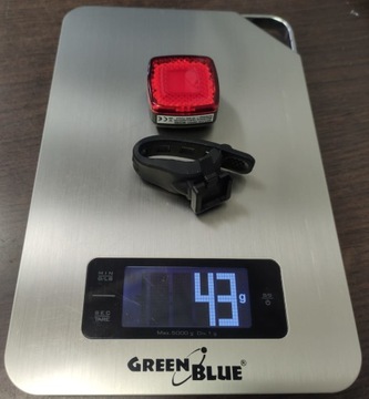 ЗАДНИЙ ВЕЛОСИПЕДНЫЙ ФОНАР SMART ТОРМОЗА И ДАТЧИК СУМЕРКИ MACLEAN MCE355