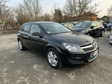Opel Astra J Hatchback 5d 1.6 Twinport ECOTEC 115KM 2012 Opel Astra 1.6 115KM/SalonPL/Wymienione: rozrząd, zdjęcie 3