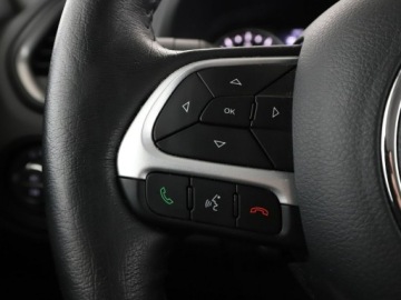 Jeep Renegade 2023 Jeep Renegade FV23% mHEV automat full LED navi, zdjęcie 30