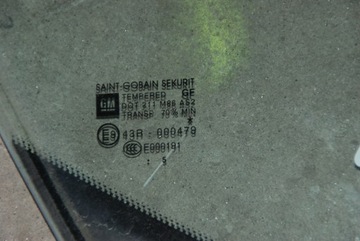 5D CORSA E SKLO (OKNO) DVEŘE P / L ZADNÍ 2015