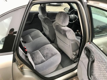 Opel Vectra B Sedan 2.0 i 16V 136KM 1997 OPEL VECTRA B 2.0 i 16V 136Ps KLIMATRONIK WELUR STAN KOLEKCJONERSKI, zdjęcie 16