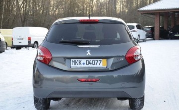 Peugeot 208 I Hatchback 3d 1.2 VTI 82KM 2013 Peugeot 208 1.2 VTi 82KM LED Klima Tempomat Tablet PDC Bluetooth Alufelgi, zdjęcie 8