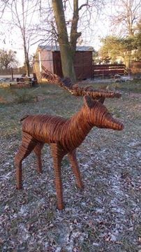 плетеный олень перед твоим домом