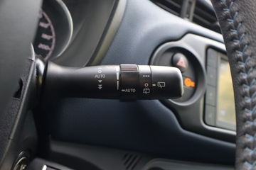 Toyota Yaris III Hatchback 5d Facelifting 2017 1.5 Dual VVT-iE 111KM 2019 Toyota Yaris 1.5 Dual VVT-i, Salon Polska, Klima, zdjęcie 21