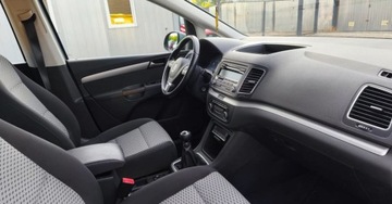 Volkswagen Sharan II Van 2.0 TDI-CR BMT 140KM 2010 Volkswagen Sharan Volkswagen Sharan 2.0 TDI Trendline 2.0 Diesel 140KM, zdjęcie 23