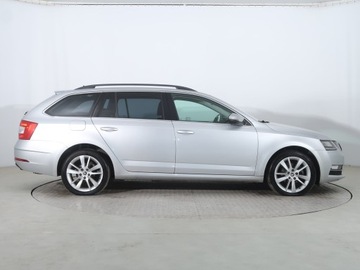 Skoda Octavia III Kombi Facelifting 2.0 TDI 150KM 2020 Skoda Octavia 2.0 TDI, Salon Polska, zdjęcie 5