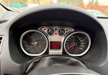 Ford Kuga I 2009 Ford Kuga Ford Kuga 2.0 Diesel 136KM, zdjęcie 11