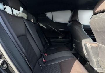 Toyota C-HR I Crossover 1.8 Hybrid 122KM 2017 Toyota C-HR 1.8 Hybrid Premium JBL Led ASO Toyota Mikolajczak Leszno, zdjęcie 12