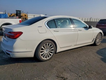 BMW Seria 7 G11-G12 2018 BMW Seria 7 2018 BMW 740 XE 2.0 Hybryda 322KM, zdjęcie 2