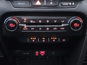 Kia Ceed III Hatchback 1.4 T-GDi 140KM 2018 Kia Ceed 1.4 T-GDI, Salon Polska, Serwis ASO, zdjęcie 12