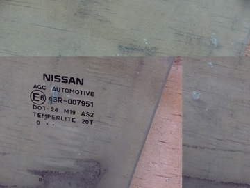 NISSAN JUKE F15 SKLO (OKNO) PŘEDNÍ LEVÝ ŘIDIČE