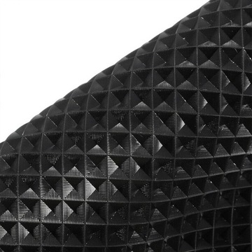 Противоскользящий коврик на приборную панель автомобиля, противоскользящий.